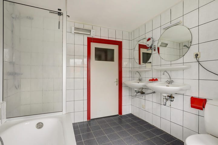 Foto 25 van Holstraat 3