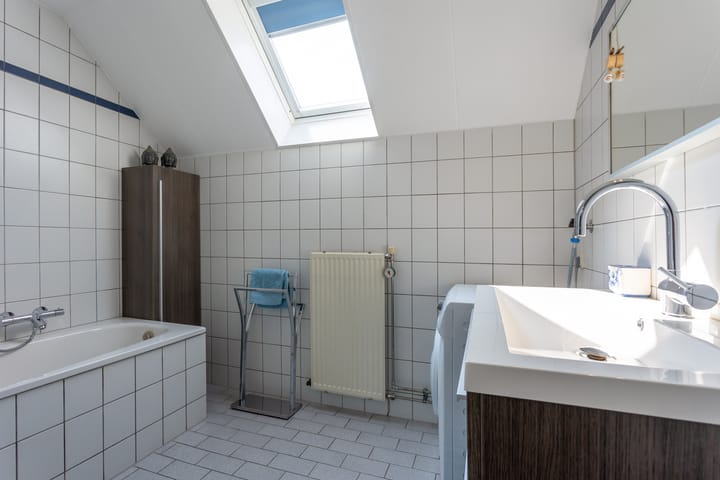 Photo 27 of Marsstraat 54