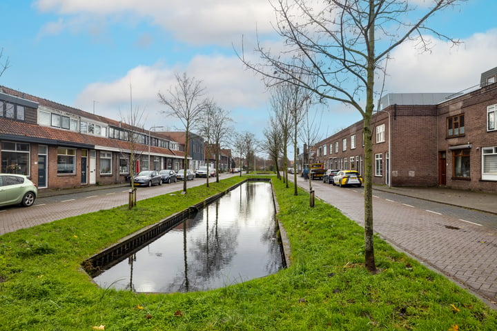 Bekijk foto 37 van Constantijn Huygensstraat 64