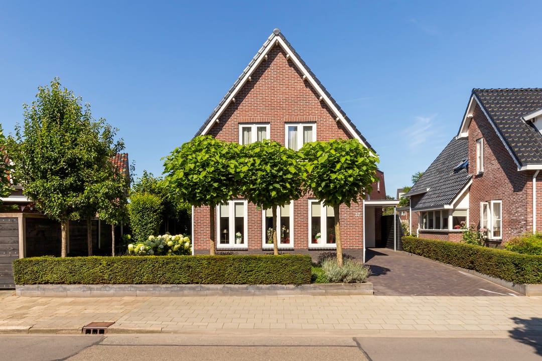 Photo 1 of Molenparkweg 37