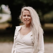 Dewi Veerman - Commercieel Medewerker