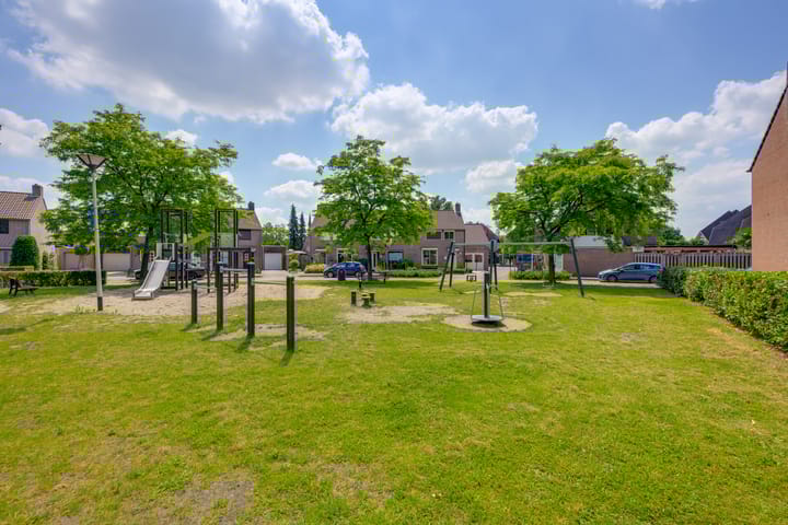 Foto 8 van President Hopstakenlaan 7