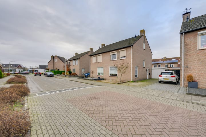 Foto 28 van President Hopstakenlaan 7