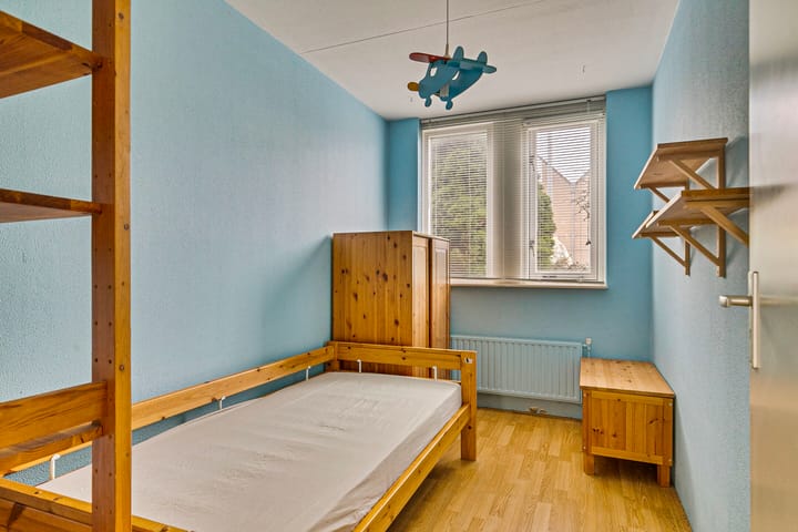 Foto 23 van Buizerd 140