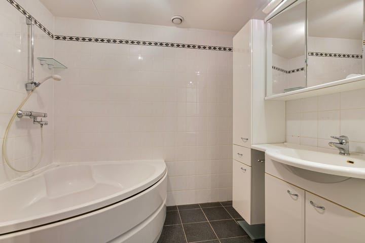 Foto 25 van Buizerd 140