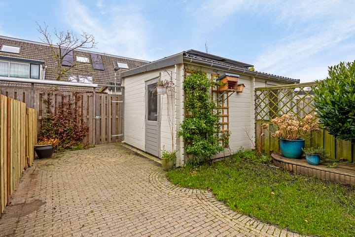 Foto 13 van Saturnus 77