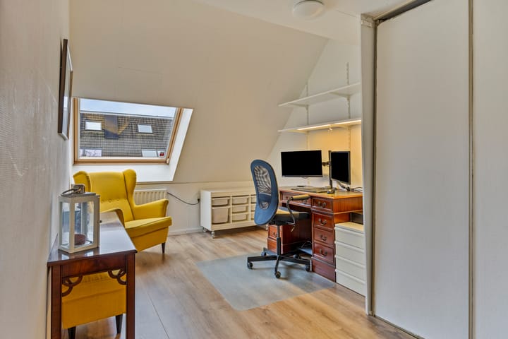 Foto 23 van Saturnus 77