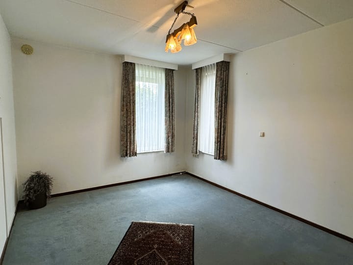 Foto 12 van Roerdompstraat 34