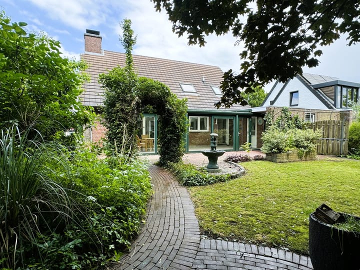 Foto 25 van Roerdompstraat 34