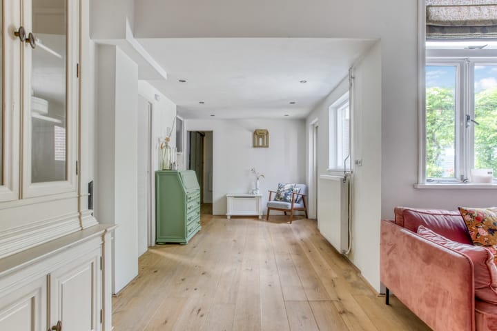 Foto 10 van Middelweg 100