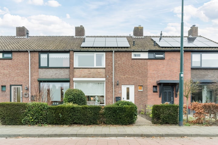 Bekijk foto 1 van Spoorlaan Noord 32