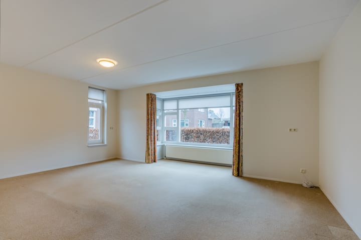 Foto 2 van Brandnetellaan 9