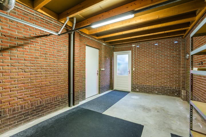 Foto 35 van Brandnetellaan 9