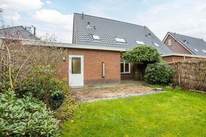 Foto 38 van Brandnetellaan 9