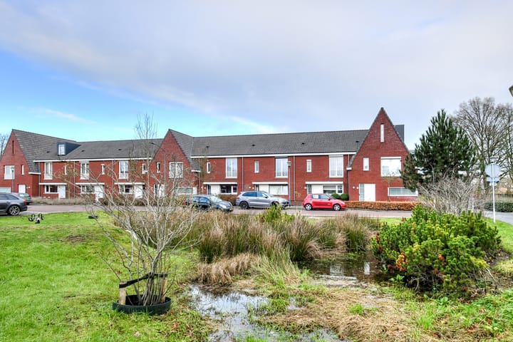 Foto 2 van Ruys de Beerenbrouckplein 8