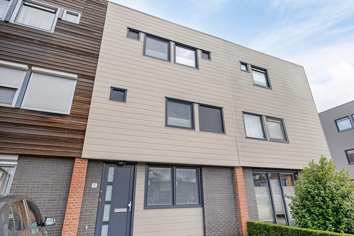 Foto 42 van Midwoldeplein 16