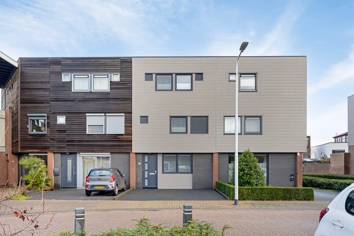 Foto 1 van Midwoldeplein 16