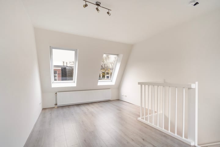 Foto 16 van 1e Spechtstraat 1-G