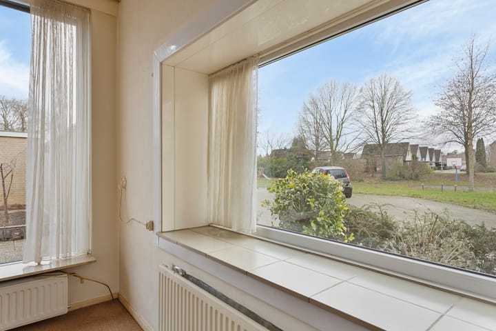 Foto 6 van van Bourlostraat 6