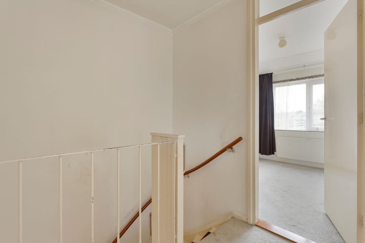 Foto 13 van van Bourlostraat 6