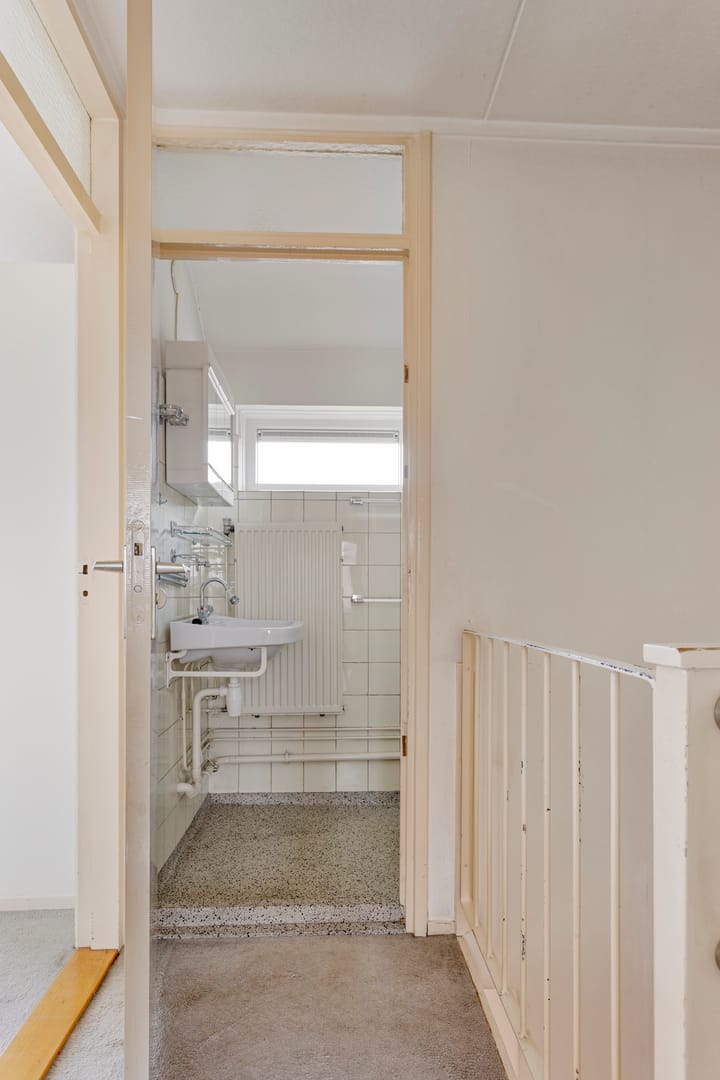 Foto 18 van van Bourlostraat 6