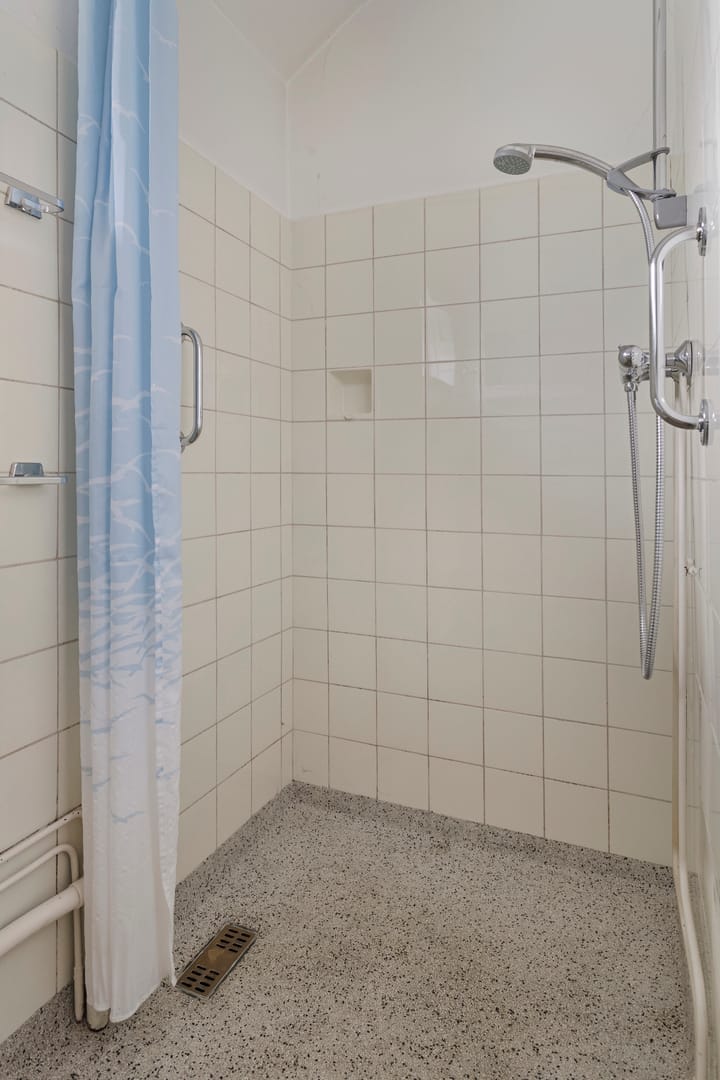 Foto 19 van van Bourlostraat 6