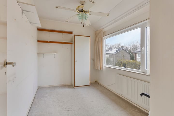 Foto 21 van van Bourlostraat 6