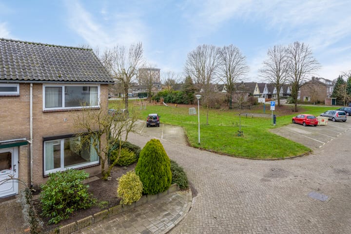 Foto 29 van van Bourlostraat 6