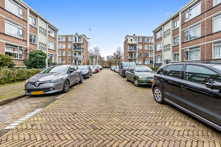 Bekijk foto 35 van Ruinerwoldstraat 21