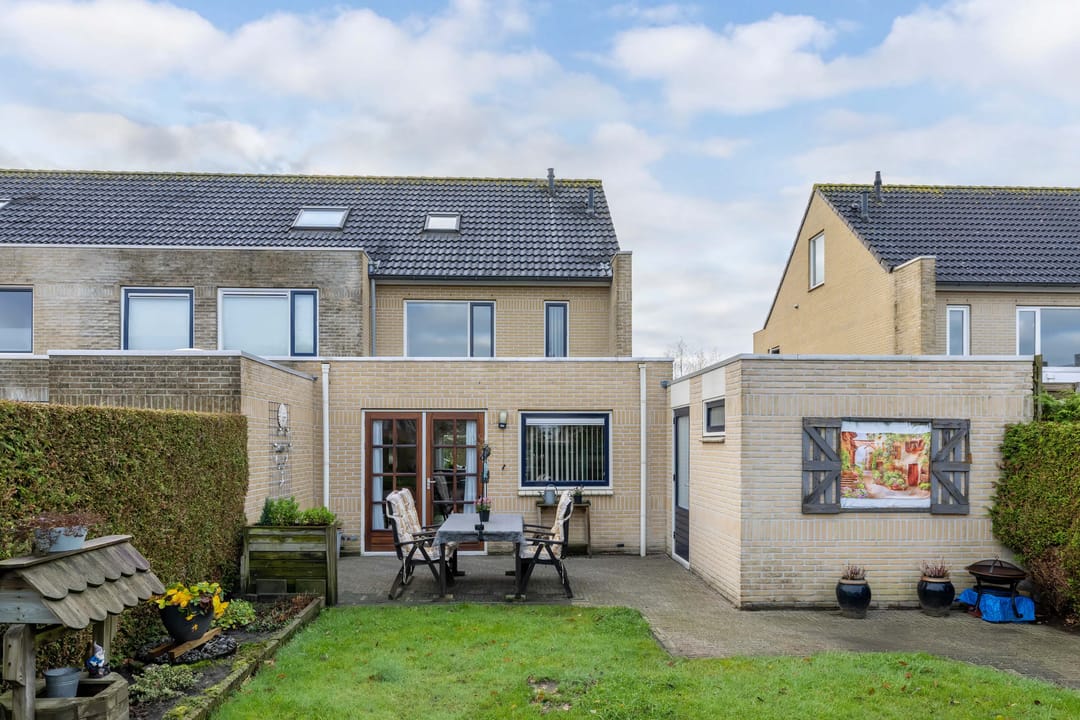 Foto 32 van Baalder 11