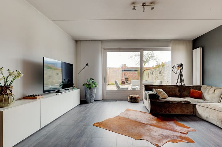 Foto 5 van Van Ostadestraat 36