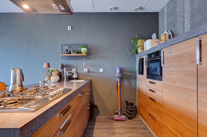 Foto 11 van Van Ostadestraat 36