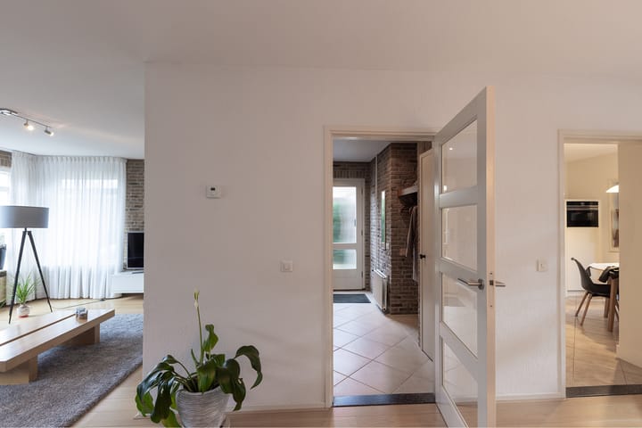 Foto 18 van K.Nieuwenhuizenstraat 12