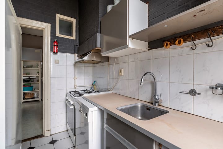 Foto 24 van Drie Octoberstraat 18-A