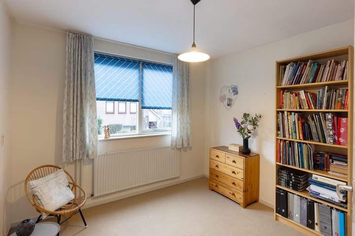 Foto 25 van K.Nieuwenhuizenstraat 12