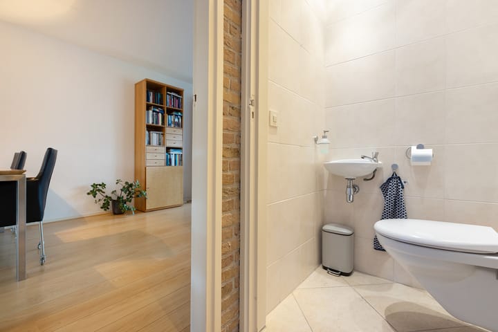 Foto 19 van K.Nieuwenhuizenstraat 12