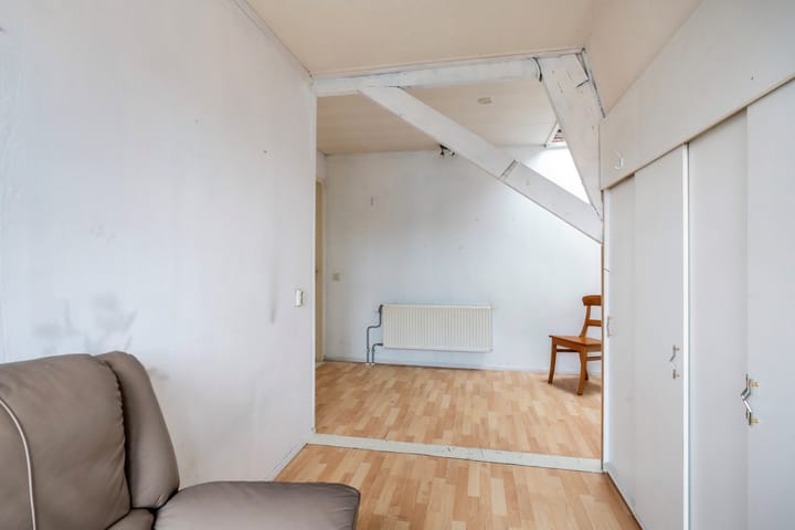 Foto 28 van Drie Octoberstraat 18-A