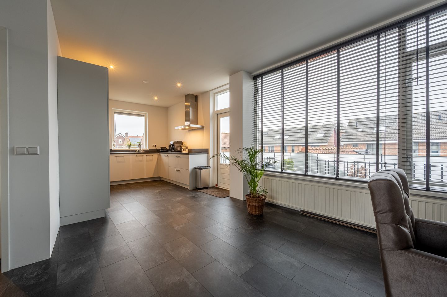 Foto 19 van Van Heesenstraat 9-A