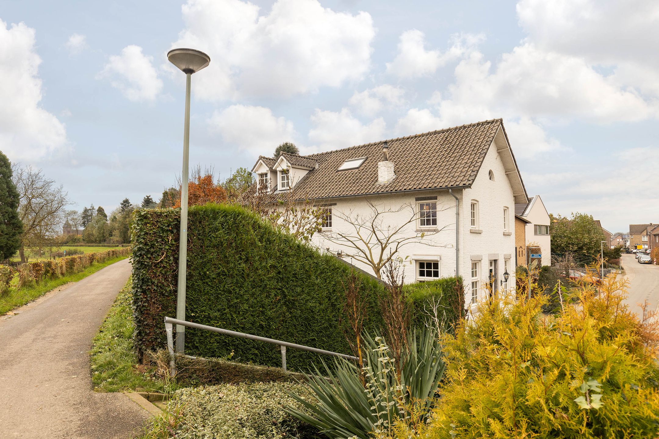 Foto 15 van Lindendriesstraat 1