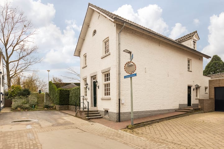 Foto 17 van Lindendriesstraat 1