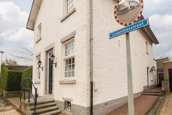 Foto 18 van Lindendriesstraat 1