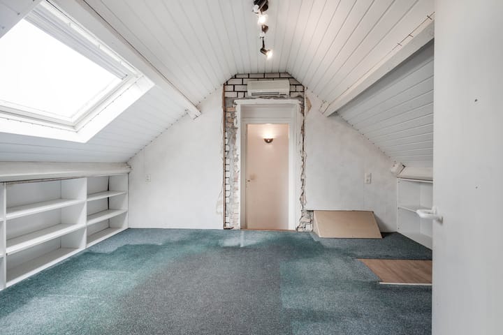 Foto 49 van Lindendriesstraat 1