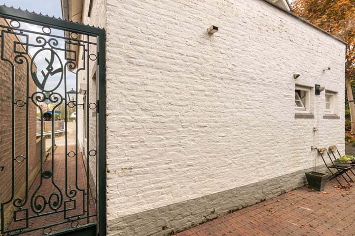 Foto 58 van Lindendriesstraat 1