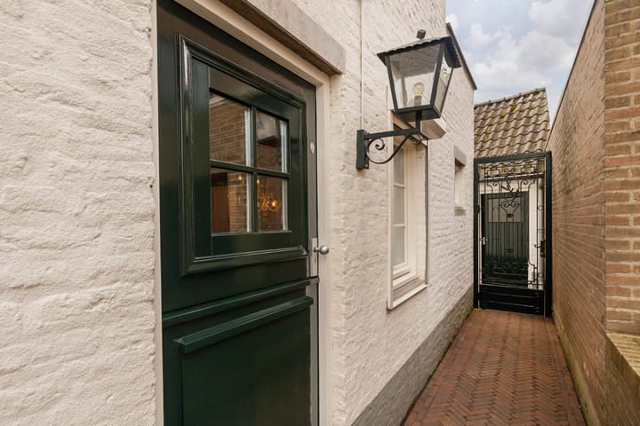 Foto 61 van Lindendriesstraat 1