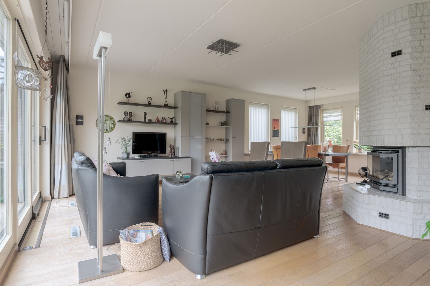 Photo 14 of Oosteinde 31