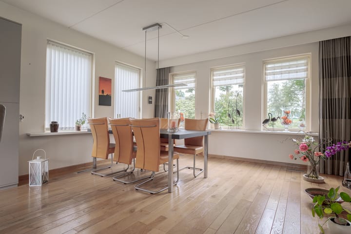 Photo 17 of Oosteinde 31