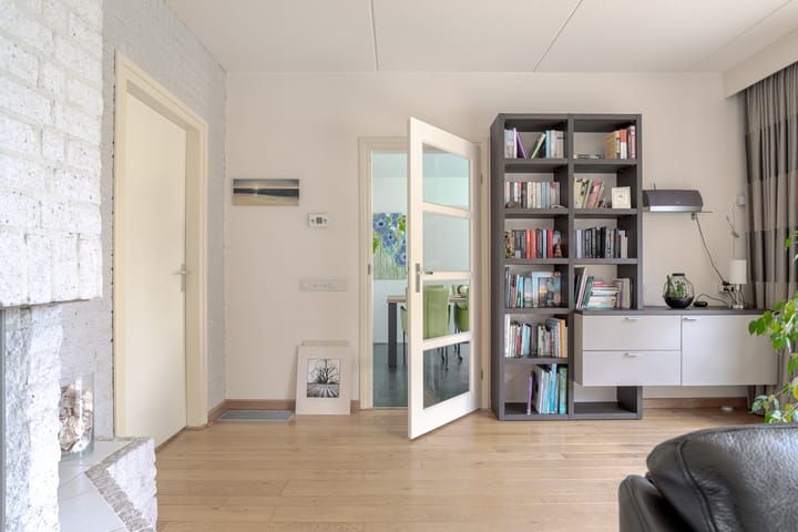 Photo 19 of Oosteinde 31