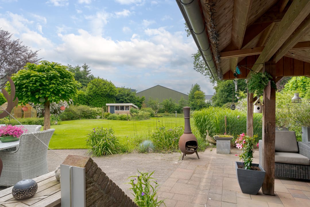 Photo 58 of Oosteinde 31