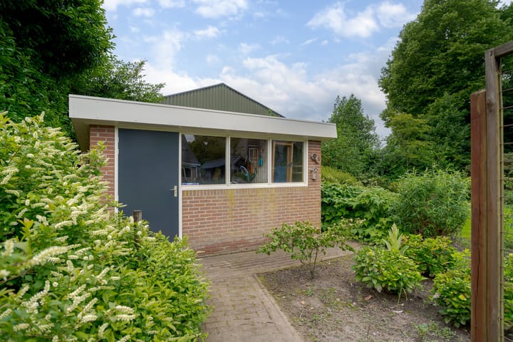 Photo 62 of Oosteinde 31