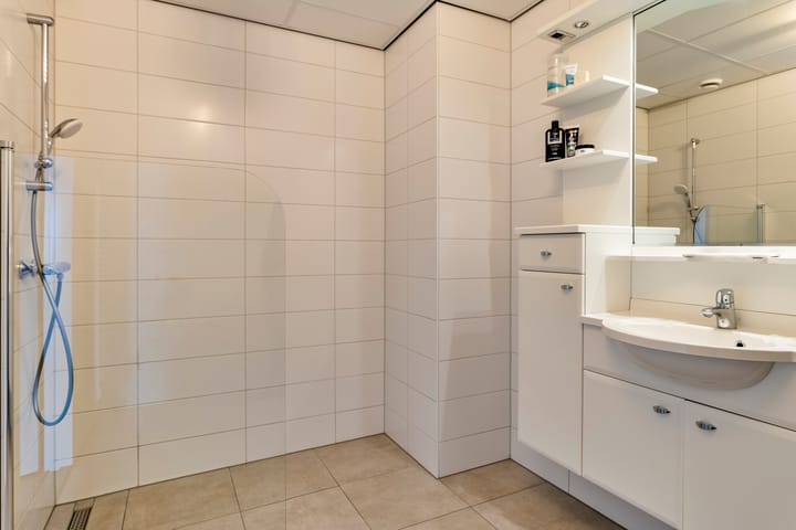 Photo 14 of Ravenstein 67